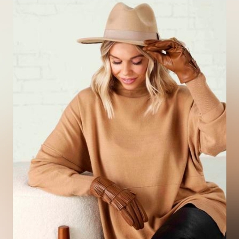 Mudd Tan Fringed Faux Leather Gloves - Picture 3 of 5